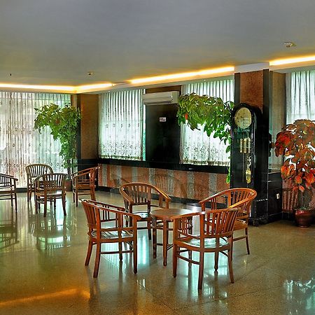 Plaza Hotel Harco Mangga Dua Cakarta Dış mekan fotoğraf