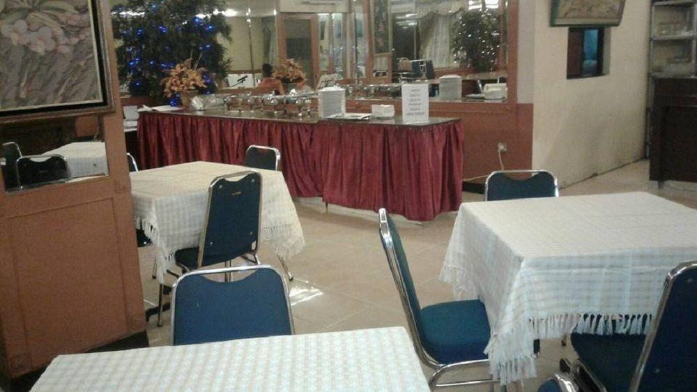 Plaza Hotel Harco Mangga Dua Cakarta Dış mekan fotoğraf