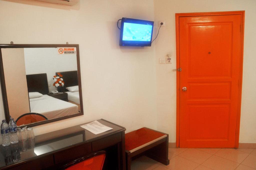 Plaza Hotel Harco Mangga Dua Cakarta Dış mekan fotoğraf