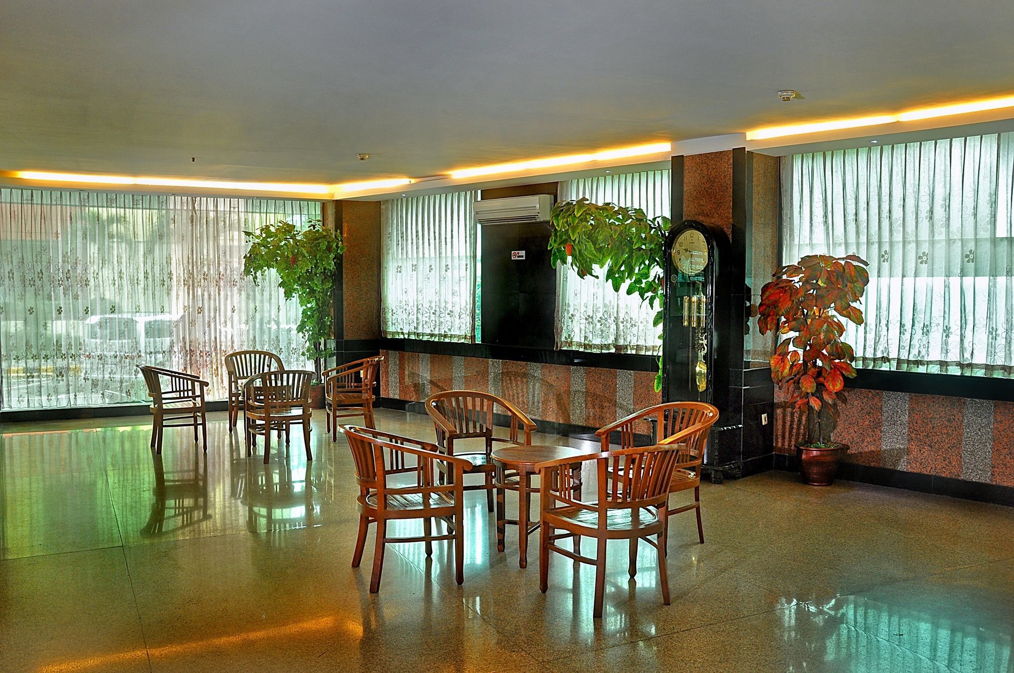 Plaza Hotel Harco Mangga Dua Cakarta Dış mekan fotoğraf